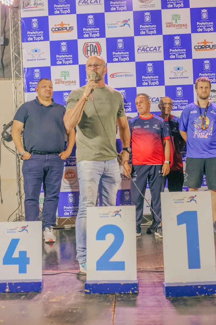 1⁰ Night Run Tupã teve a participação de centenas de atletas
