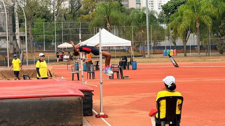 Sexta etapa da Copa Futuro e Brincando de Atletismo reúne cerca de 800 jovens no COTP